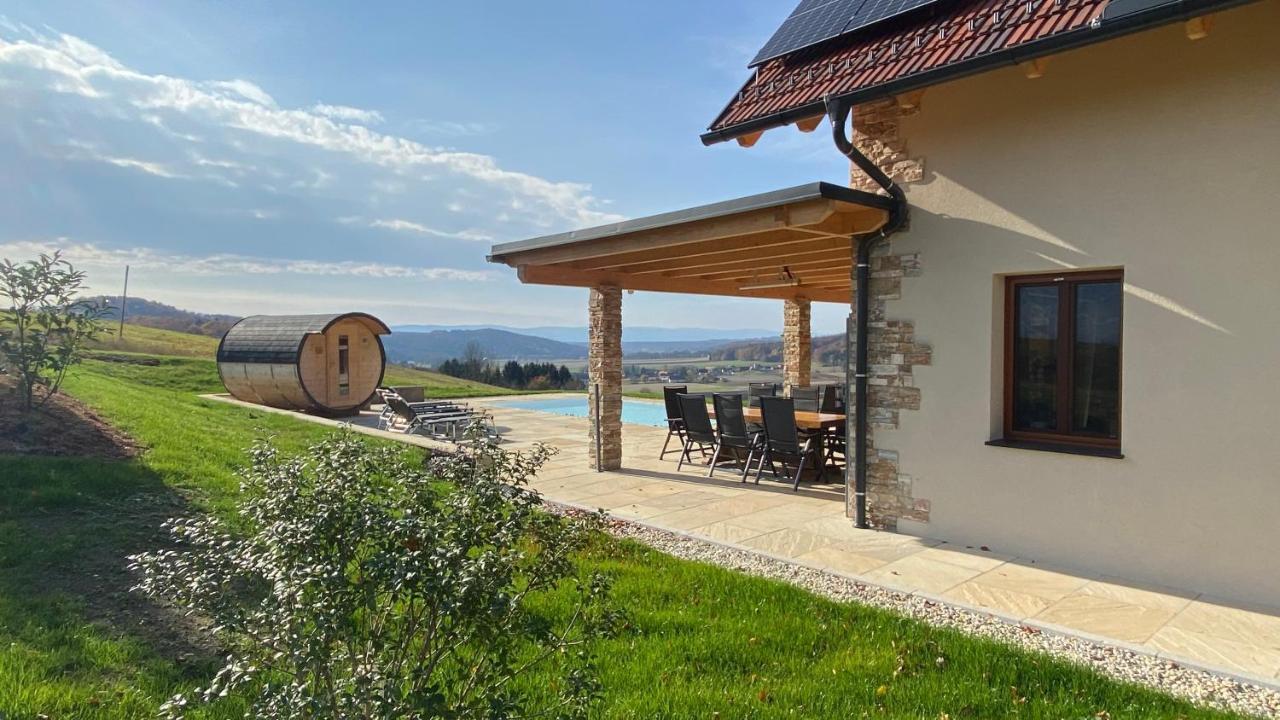 Landvilla Sinelia Premium Dietersdorf am Gnasbach Dış mekan fotoğraf